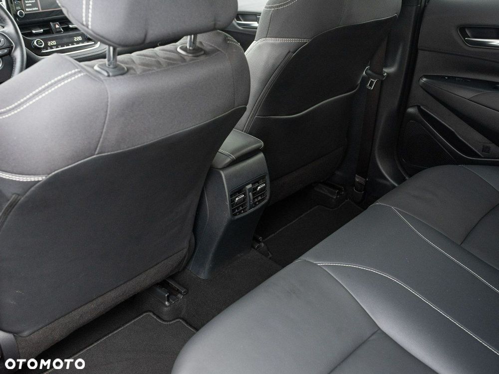 Toyota Corolla 1.6 Executive - 24