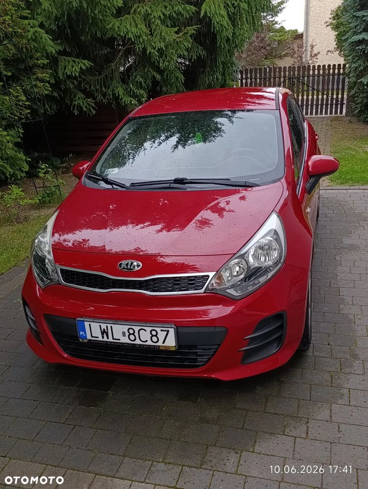 Kia Rio 1.2 L - 4