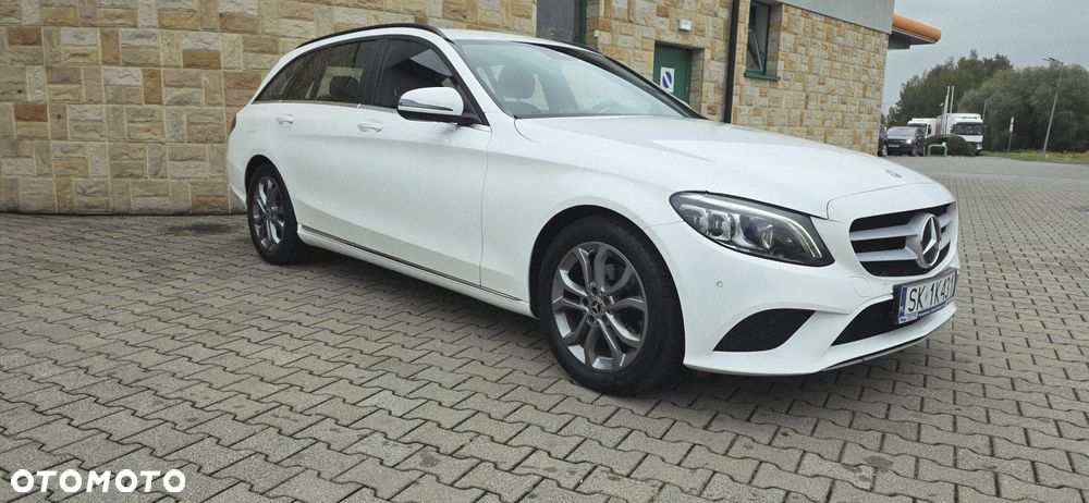Mercedes-Benz Klasa C 200 d 9G-TRONIC - 27