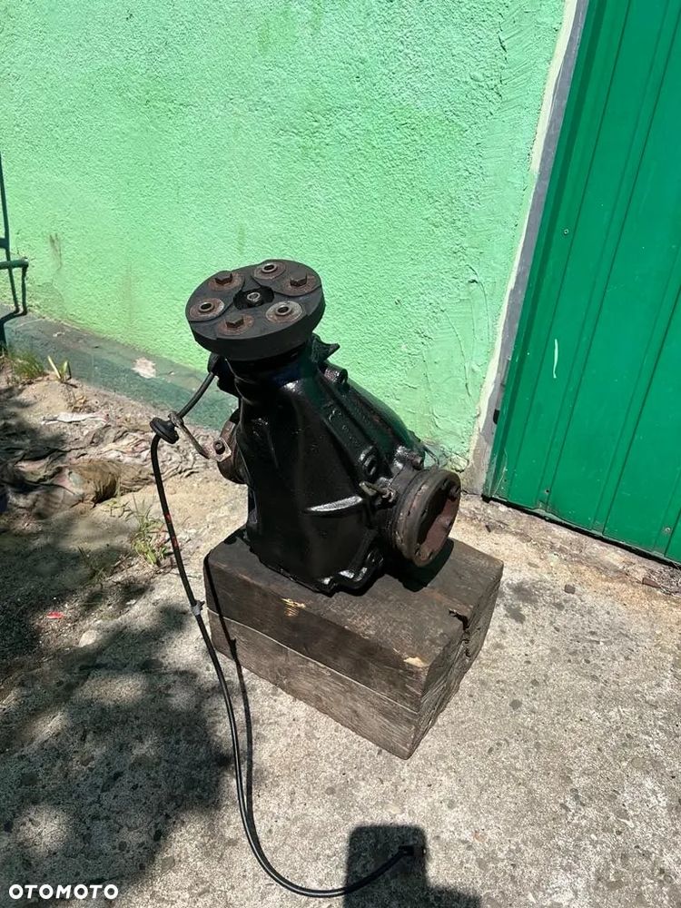 Mercedes-Benz W124 (1984-1993) - 21