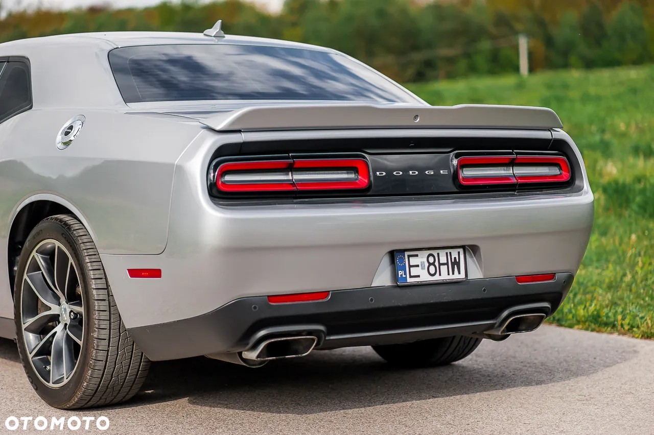 Dodge Challenger - 20