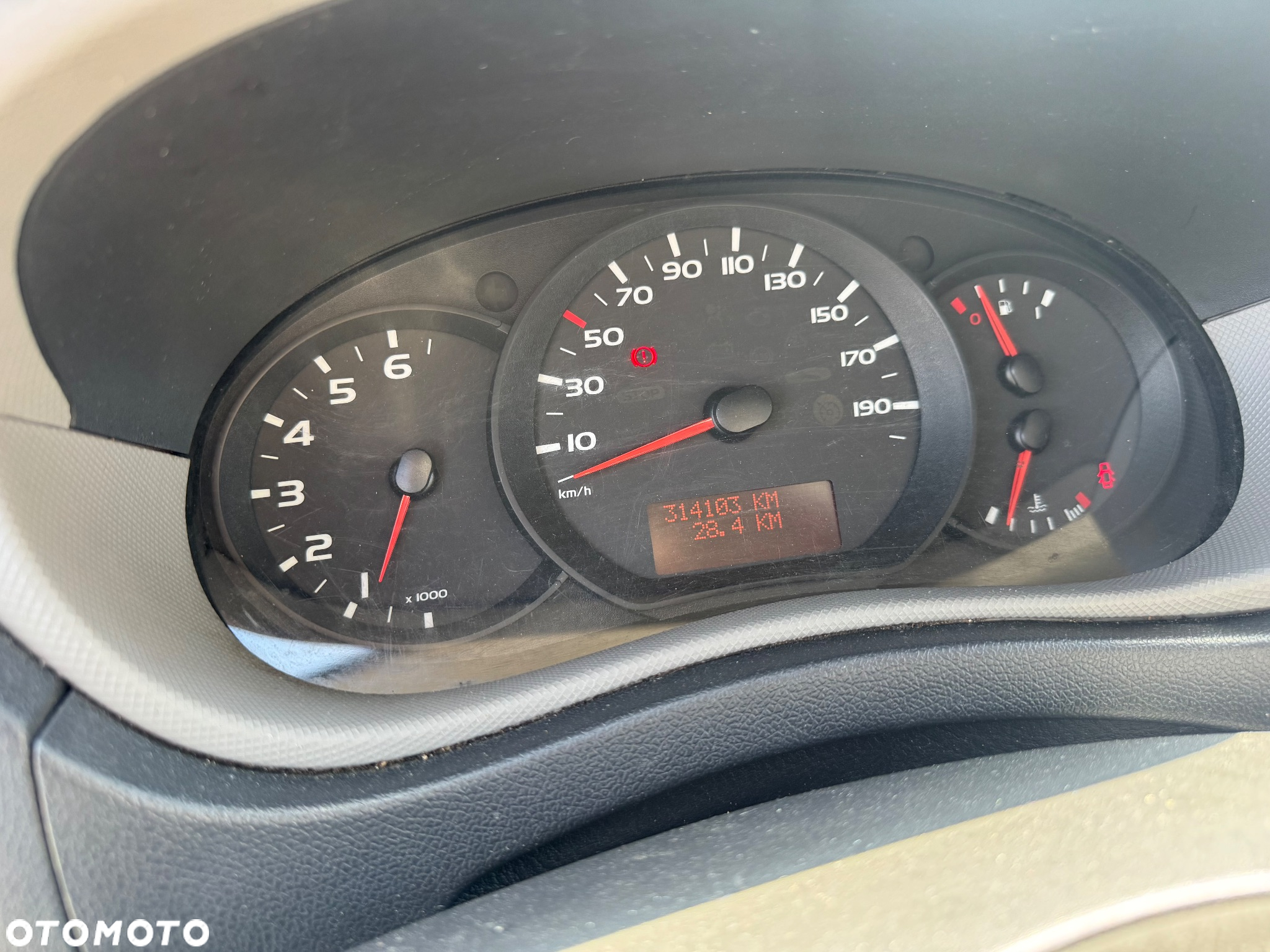 Renault Master dCi 125 FAP L2H2 - 29