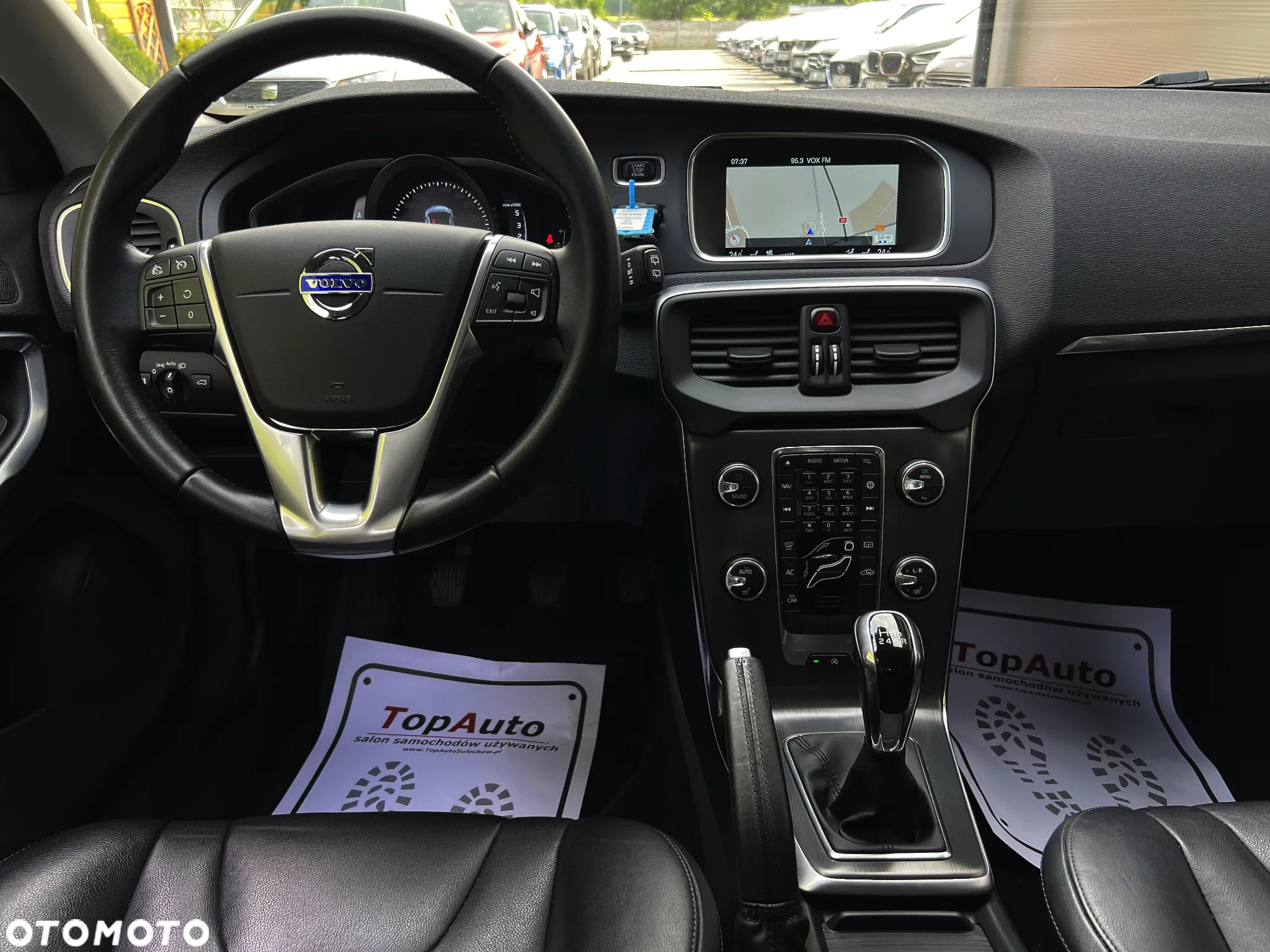 Volvo V40 D2 Drive-E Momentum - 30