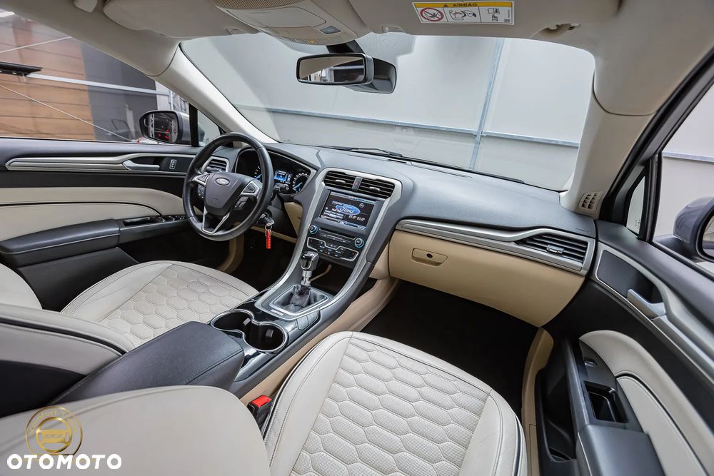Ford Mondeo 2.0 EcoBlue Titanium - 14