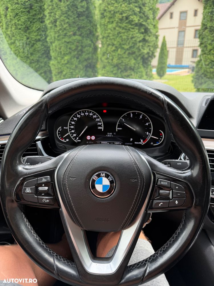 BMW Seria 5 520d EfficientDynamics Edition AT - 12