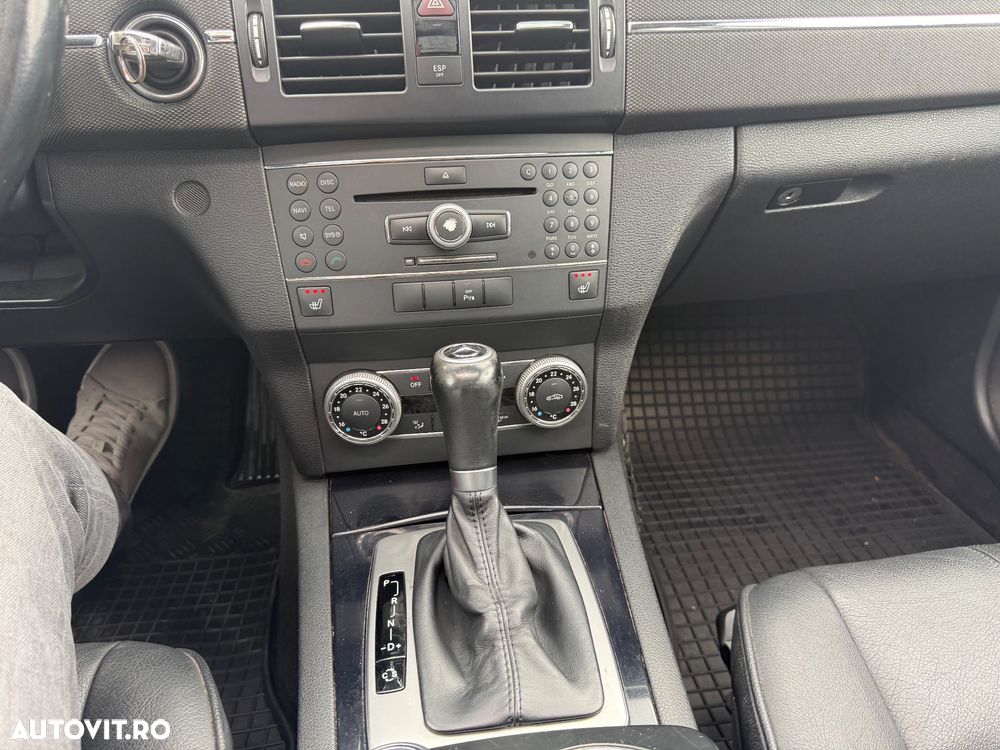 Mercedes-Benz GLK 220 CDI DPF 4Matic BlueEFFICIENCY 7G-TRONIC - 27