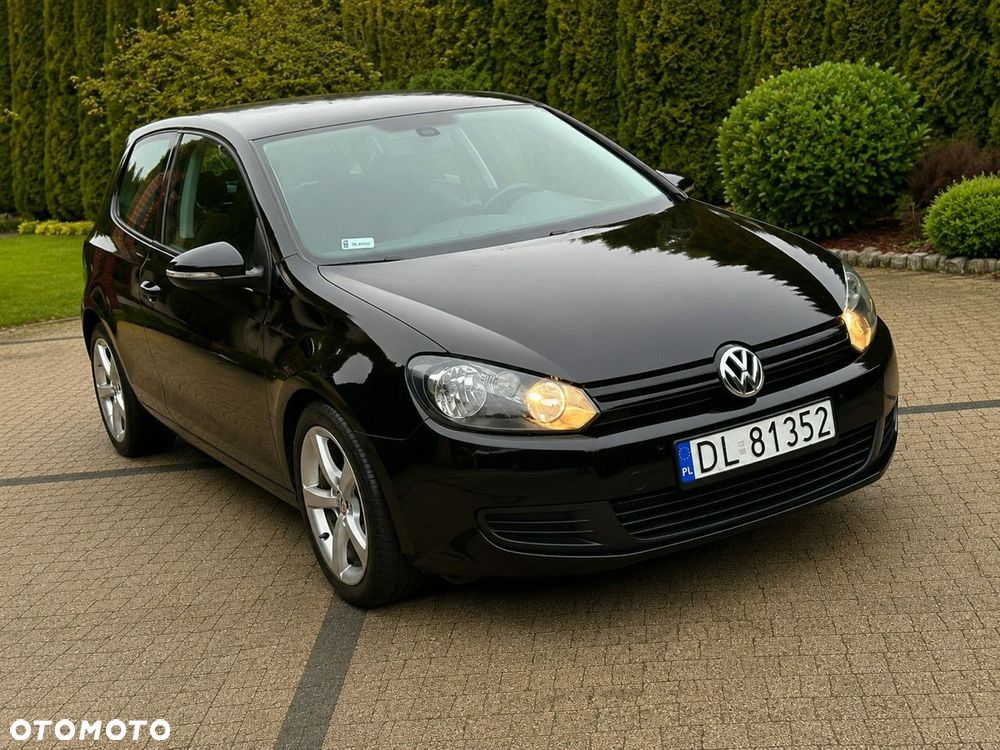 Volkswagen Golf - 2