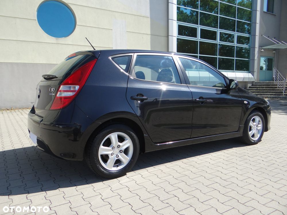 Hyundai i30 1.4 Blue Comfort - 10