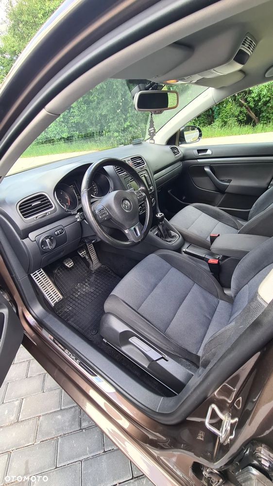 Volkswagen Golf 1.6 TDI DPF Style - 13
