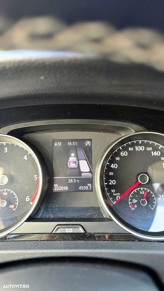 Volkswagen Golf - 15