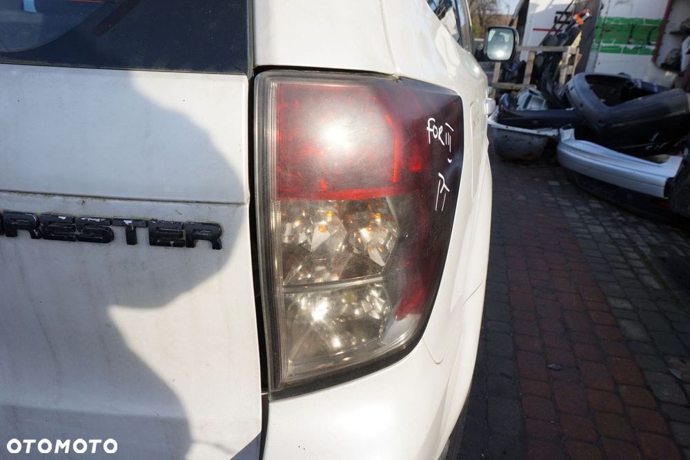 LAMPA TYLNA PRAWA FORESTER III SH 84912SC101 SUBARU 2008-2013 - 2