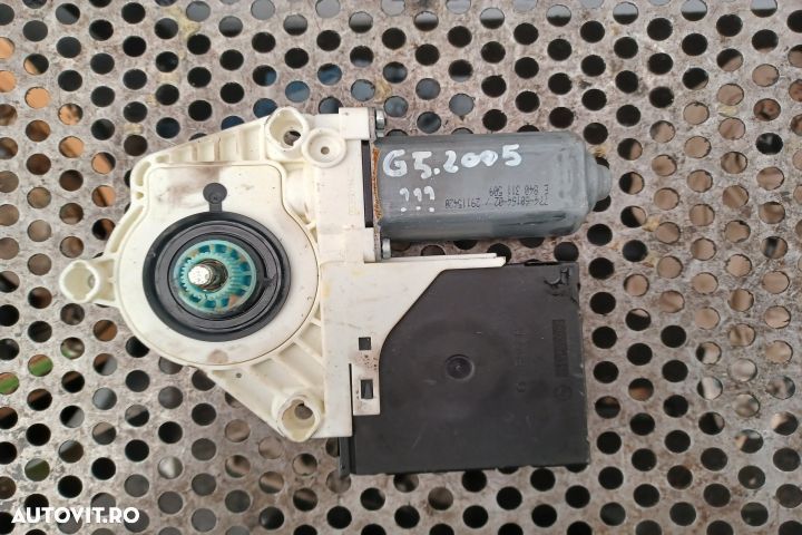 Motoras macara geam fata stanga 1K4837401N Volkswagen VW Golf 5 [2003 - 2
