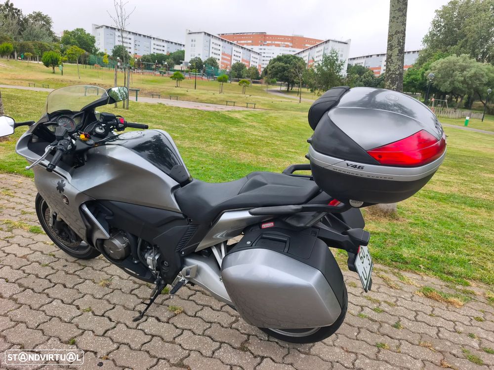 Honda VFR 1200 - 2