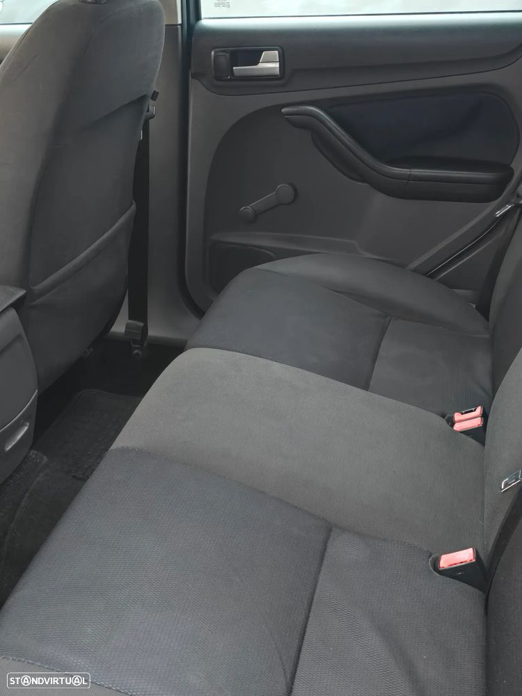 Ford Focus SW 1.4 Trend - 8