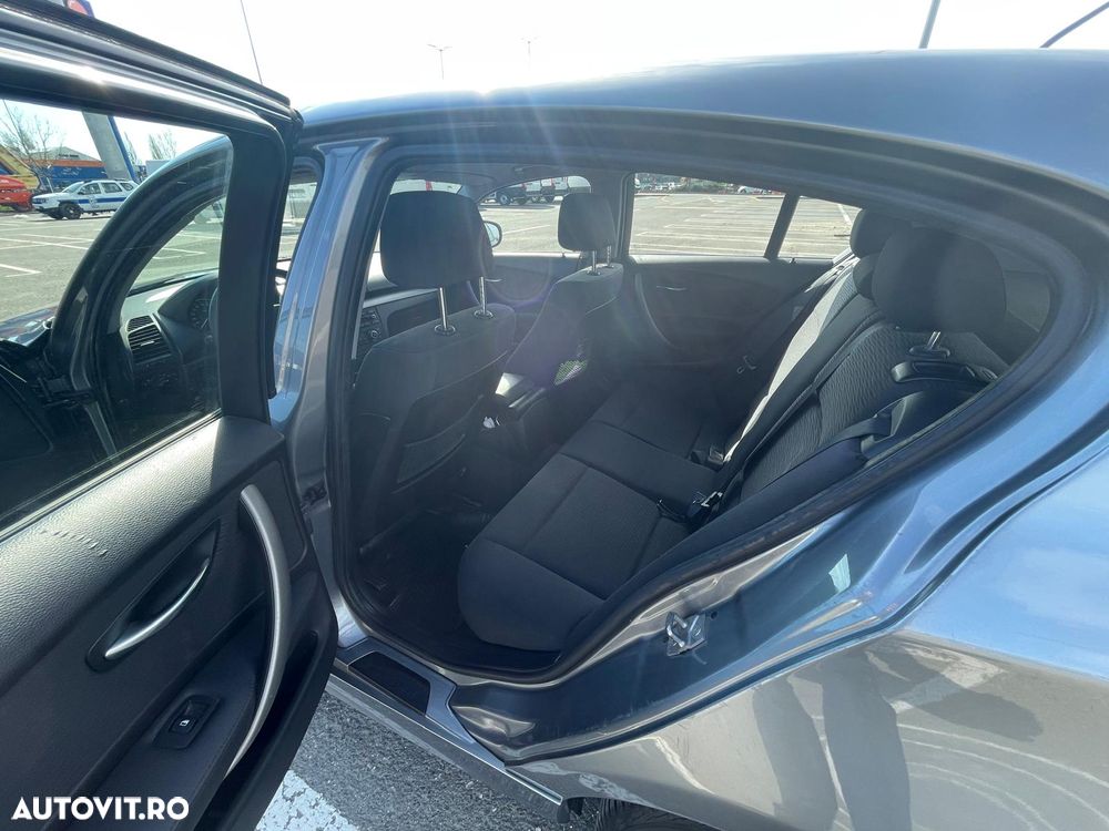 BMW Seria 1 118d - 17