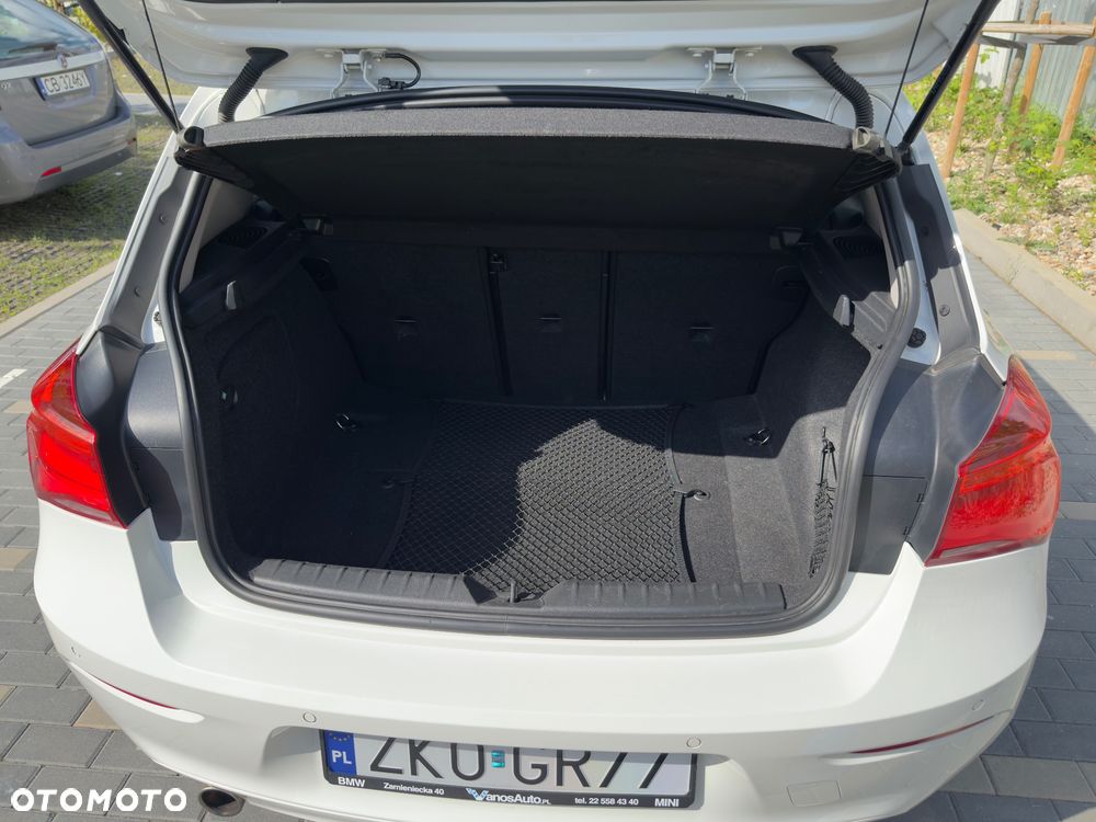 BMW Seria 1 118i - 15