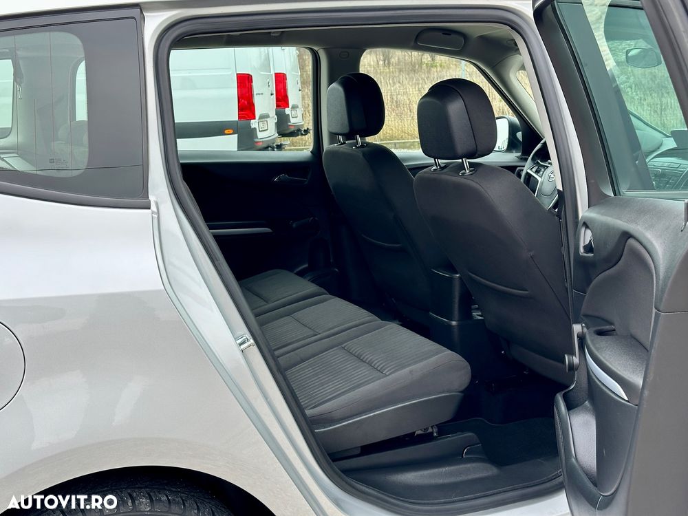 Opel Zafira Tourer 2.0 CDTI Innovation - 10