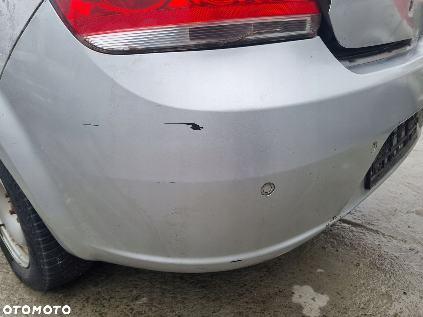 FIAT LINEA 07-15 2007 r. SEDAN ZDERZAK TYŁ TYLNY PDC * - 3