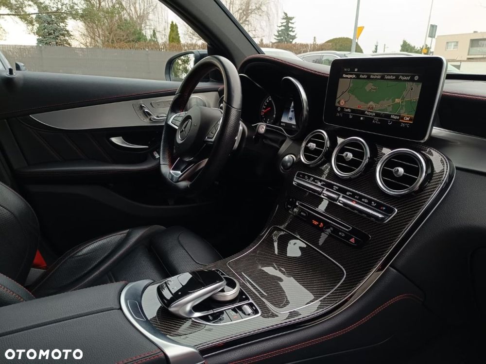 Mercedes-Benz GLC - 25