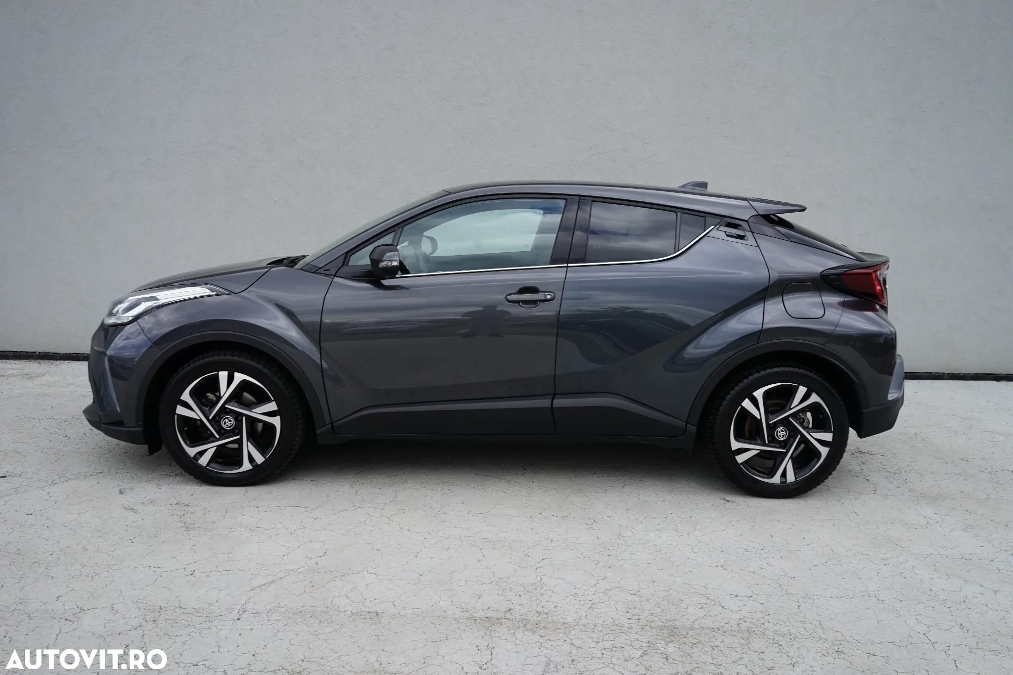 Toyota C-HR - 3
