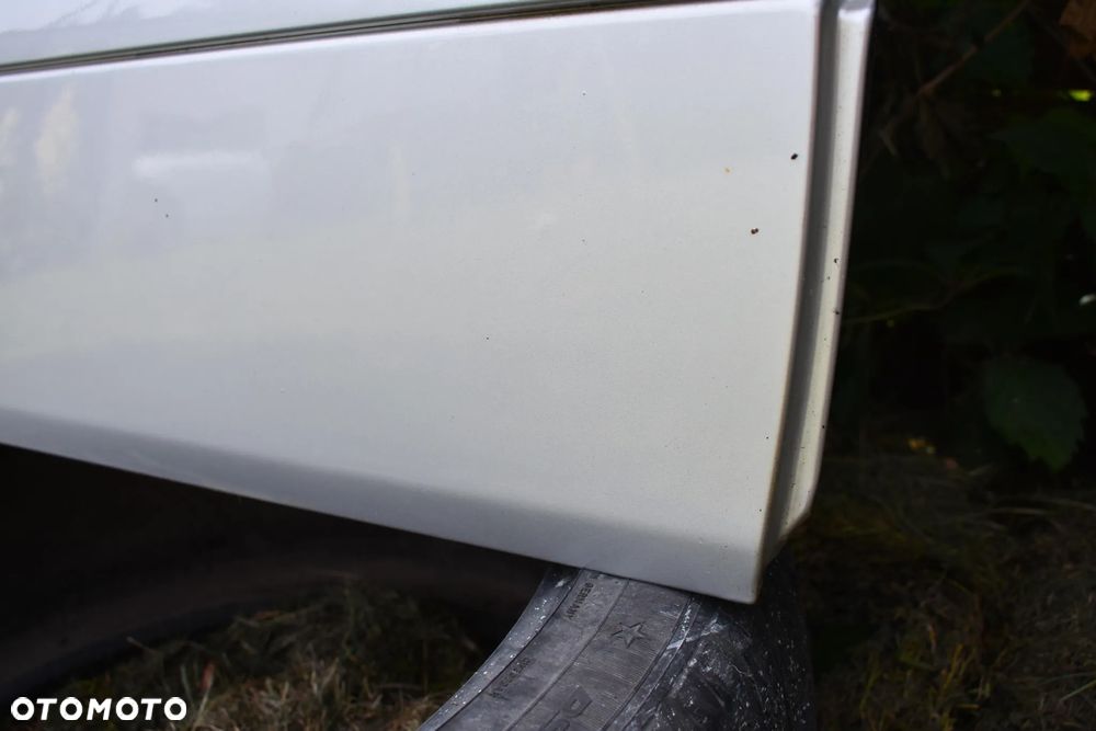 MERCEDES W211 KOMBI DRZWI TYLNE PRAWE TYŁ 775 ORYGINAŁ - 11