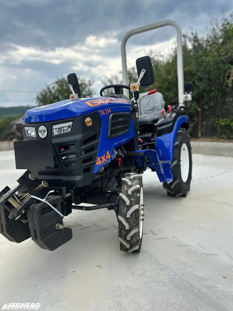 Bizon TA254, 25 CP, 4x4 dotat cu FREZA NOUA SI PLUG - 13