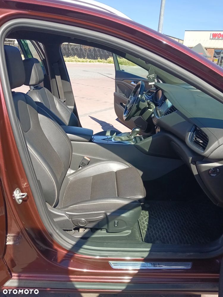 Opel Insignia Sport2.0 Direct InjTurbo 4x4 Exclusive - 14