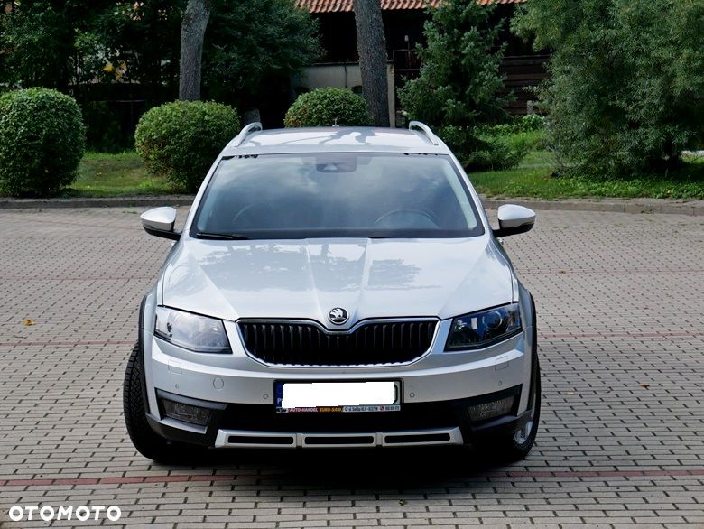 Skoda Octavia 2.0 TDI 4x4 DSG Scout - 1