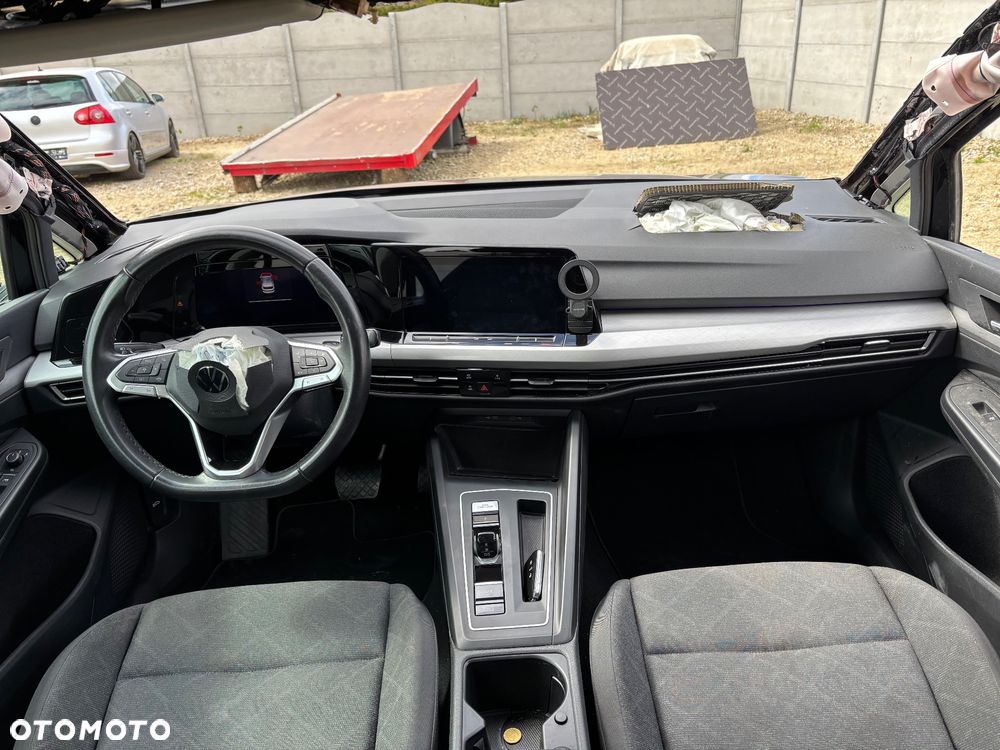 Volkswagen Golf - 15