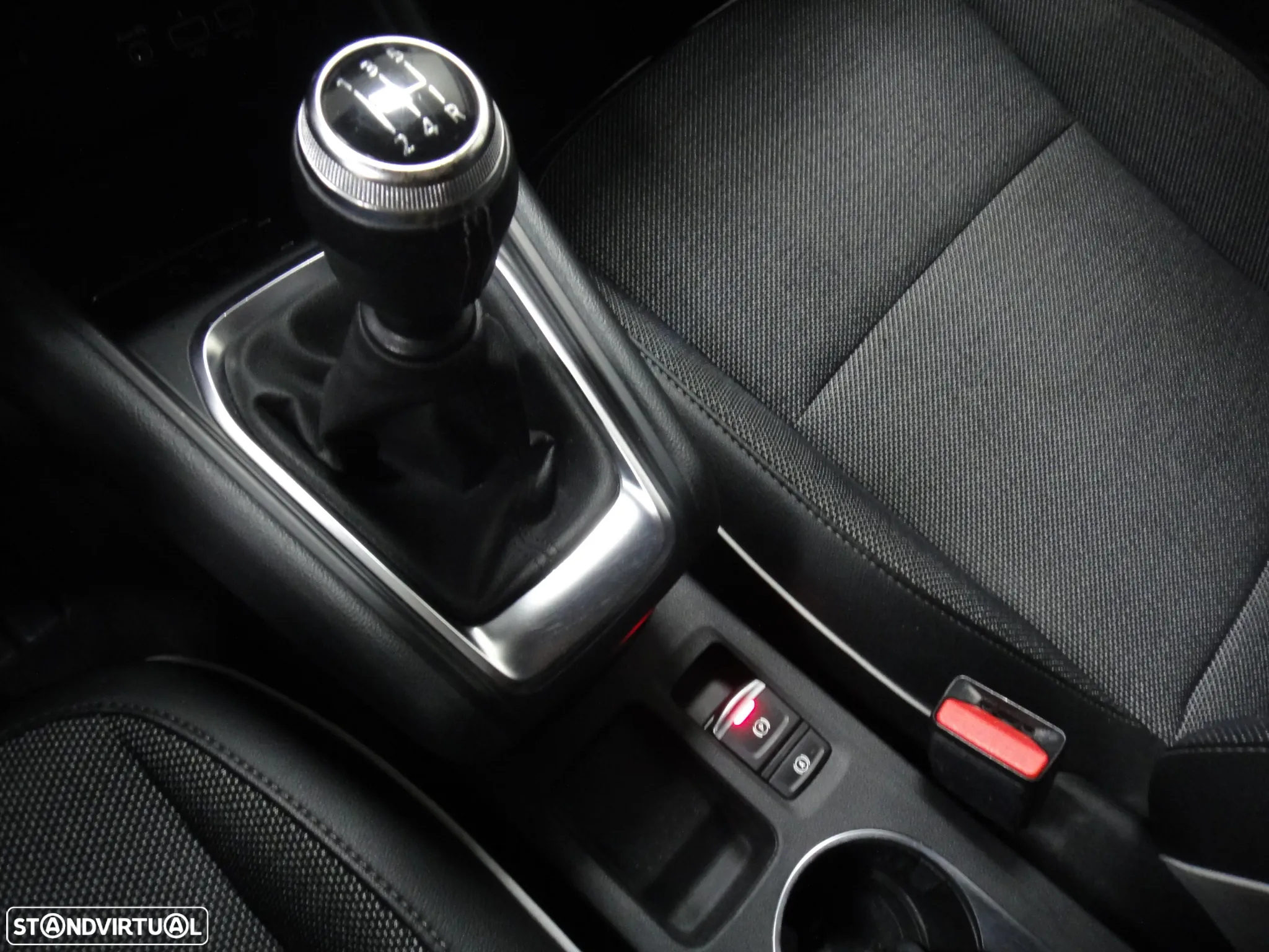 Renault Captur 1.0 TCe Exclusive - 23