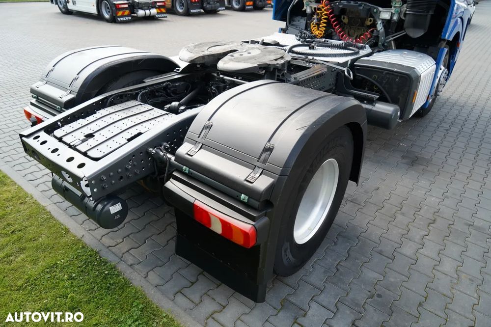 Mercedes-Benz ACTROS 1848 / MP5 / SISTEM HIDRAULIC / ADR COMPLET / JANTE DIN ALIAJ / 2021 / CONTRACT DE SERVICE POST-SERVICE - 16