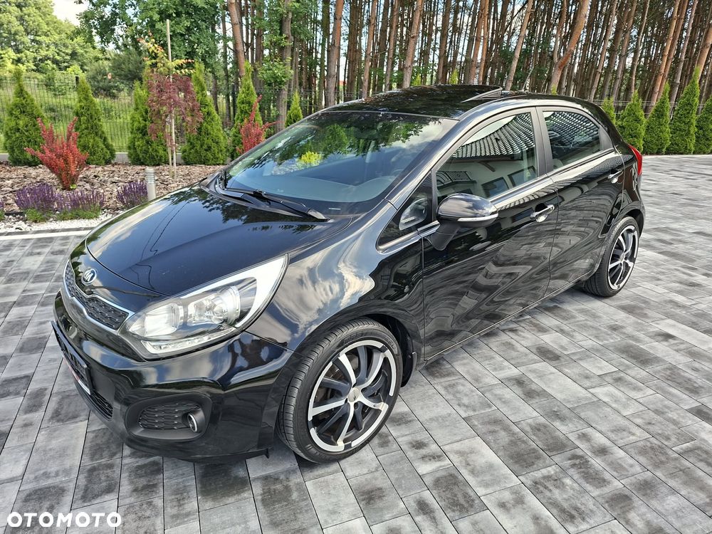 Kia Rio - 1