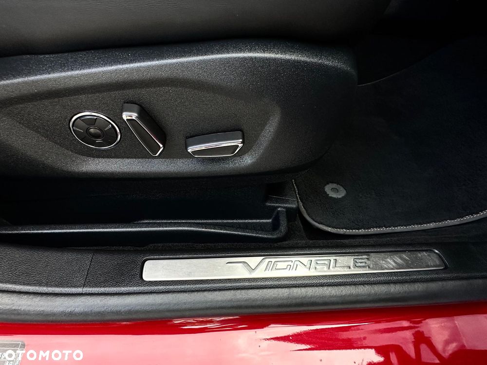 Ford S-Max 2.0 EcoBlue VIGNALE - 17