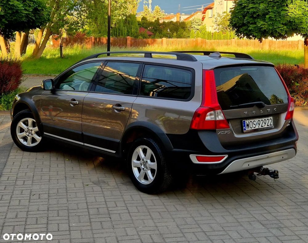 Volvo XC 70 3.2 AWD Momentum - 9