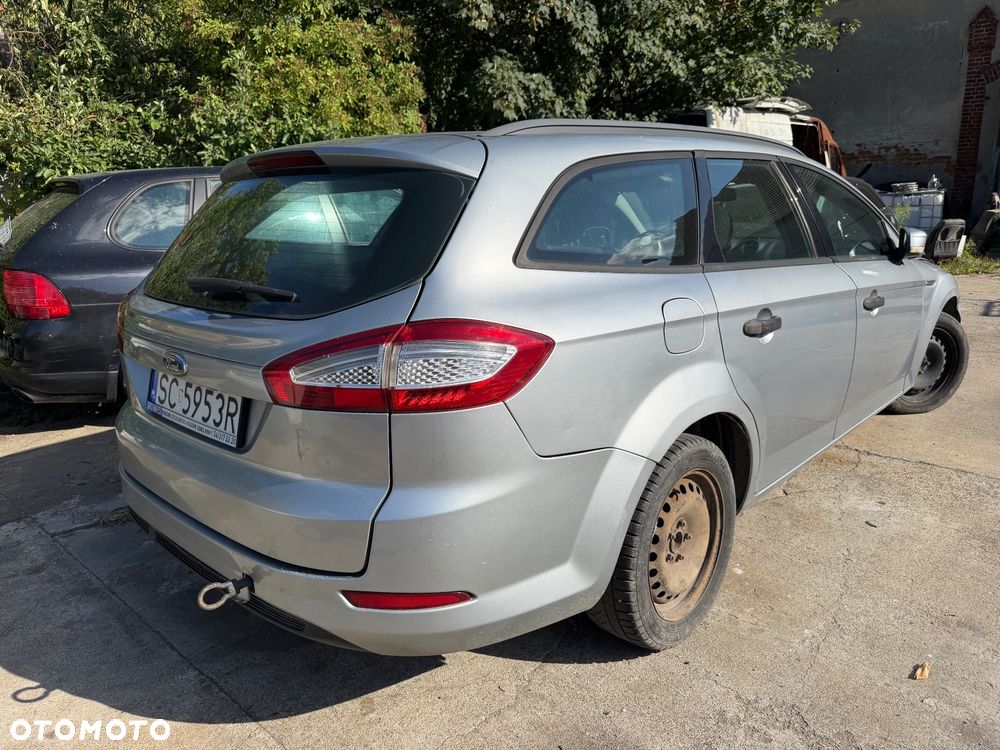Ford Mondeo 2.0 TDCi Ambiente - 1