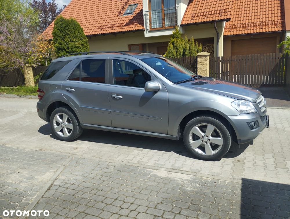 Mercedes-Benz ML - 6