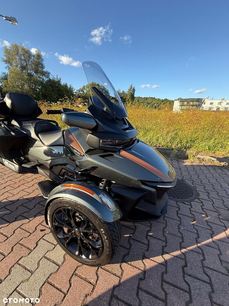 Can-Am Spyder - 3