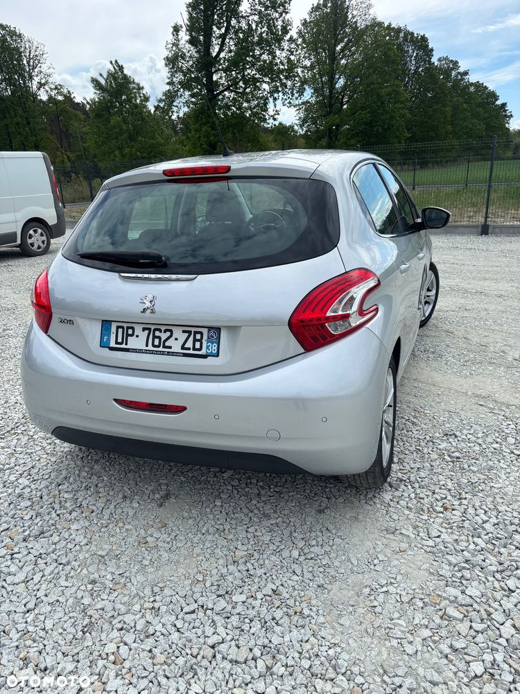 Peugeot 208 82 VTI Allure - 5