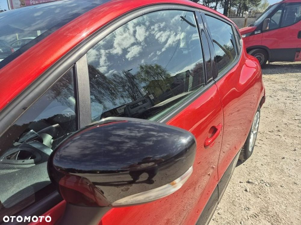 Renault Clio - 8