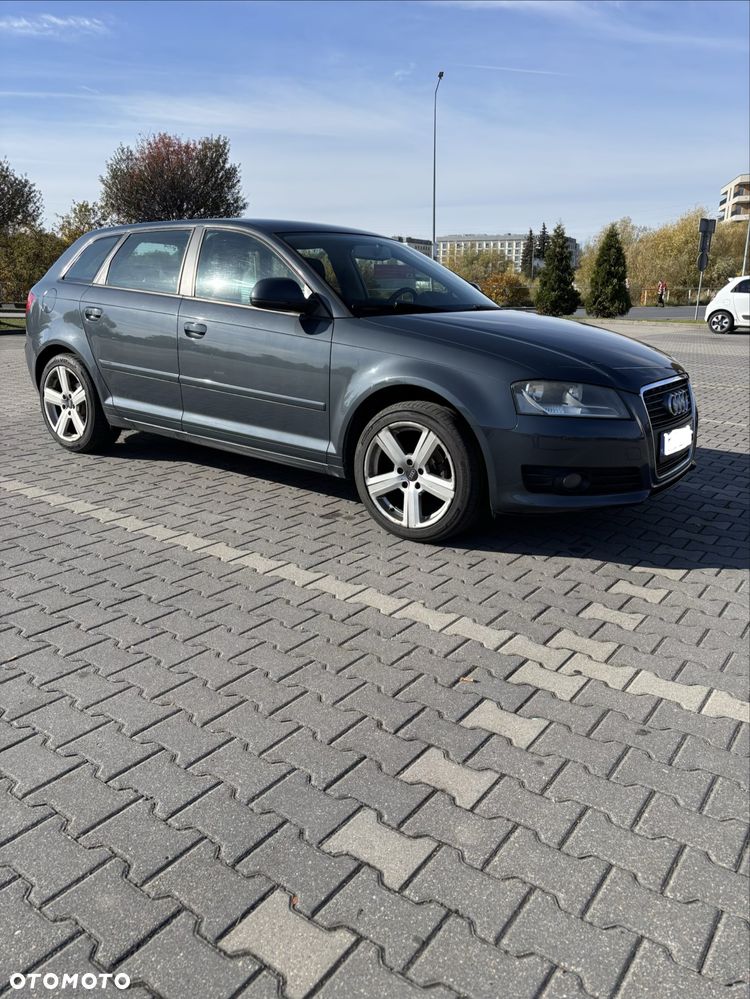 Audi A3 Sportback - 3