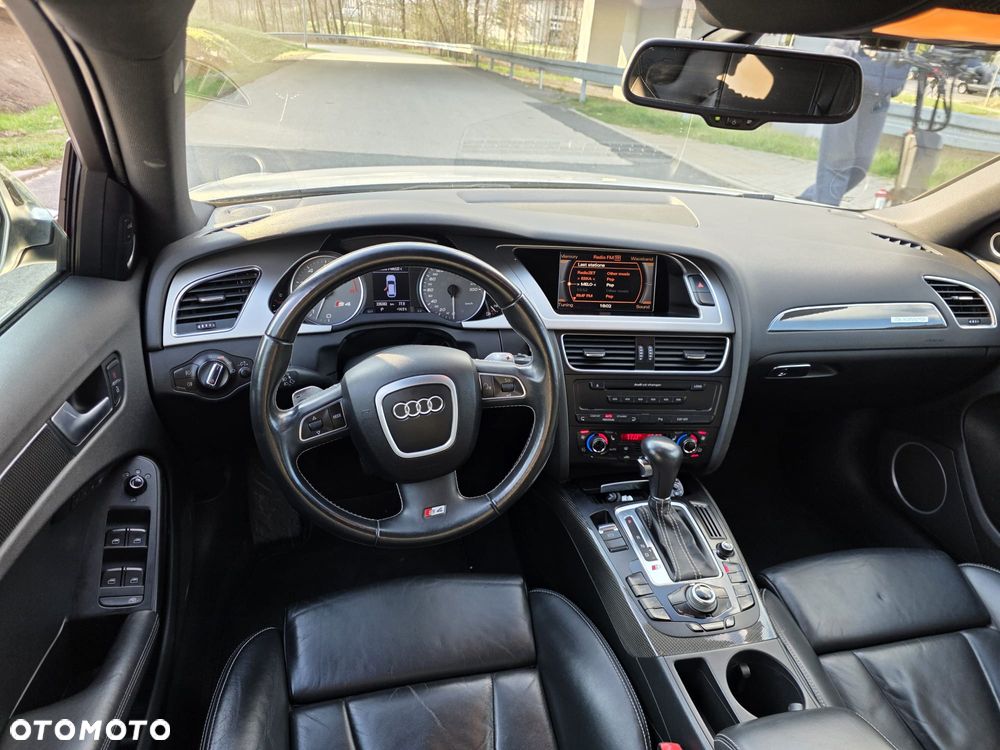 Audi S4 Limousine - 8