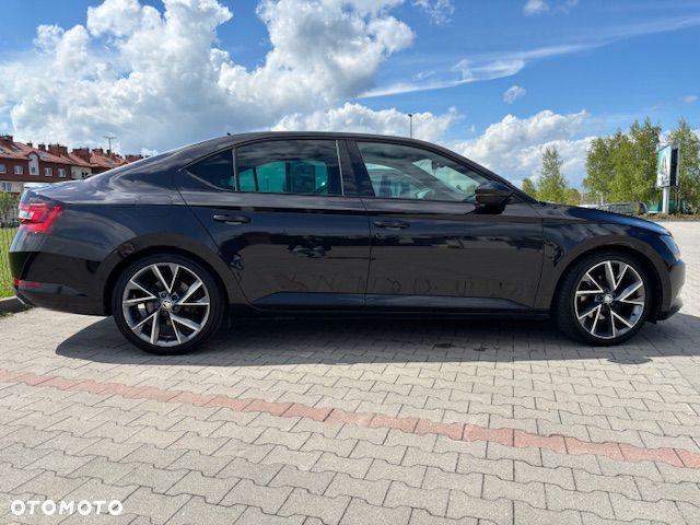 Skoda Superb 2.0 TDI Sportline DSG - 10