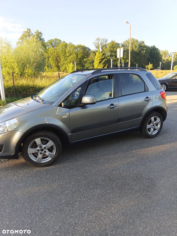 Suzuki SX4 1.6 Comfort 4WD - 3