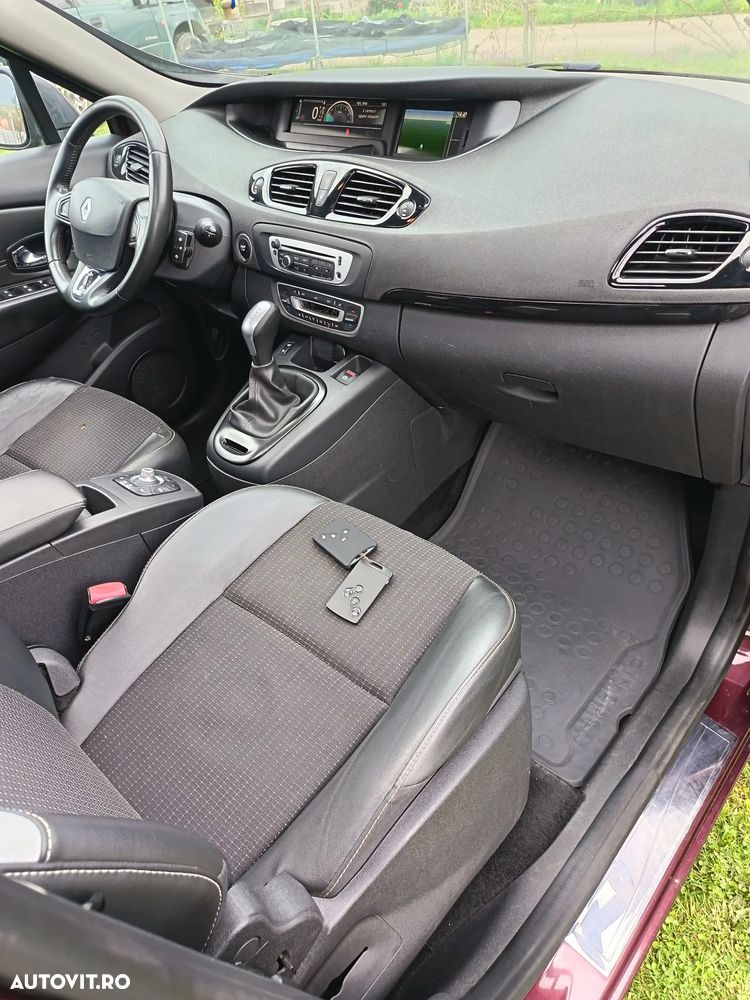 Renault Scenic - 8