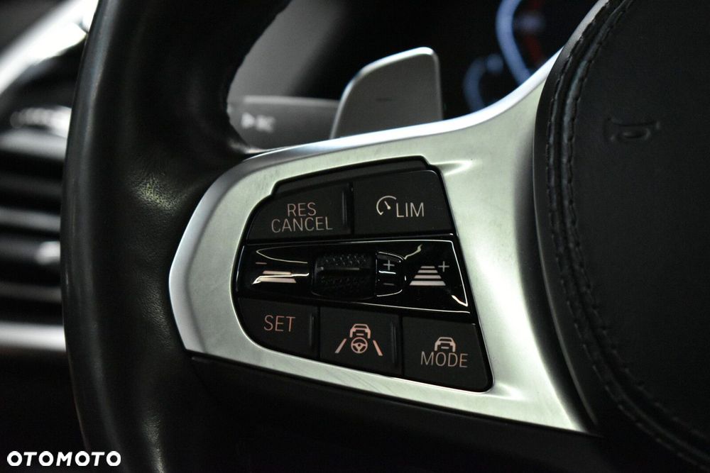 BMW X7 - 17