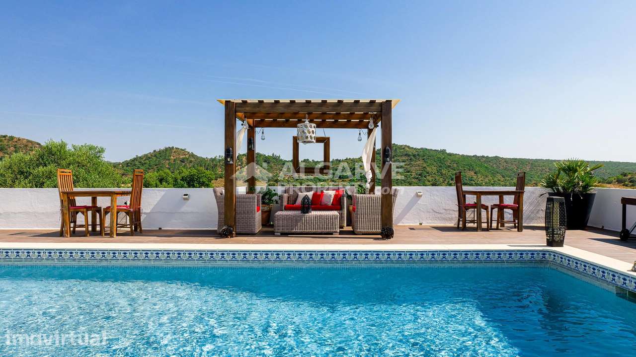 Moradia V3+1 com Piscina e Anexo junto a Salir, Algarve - Grande imagem: 5/49