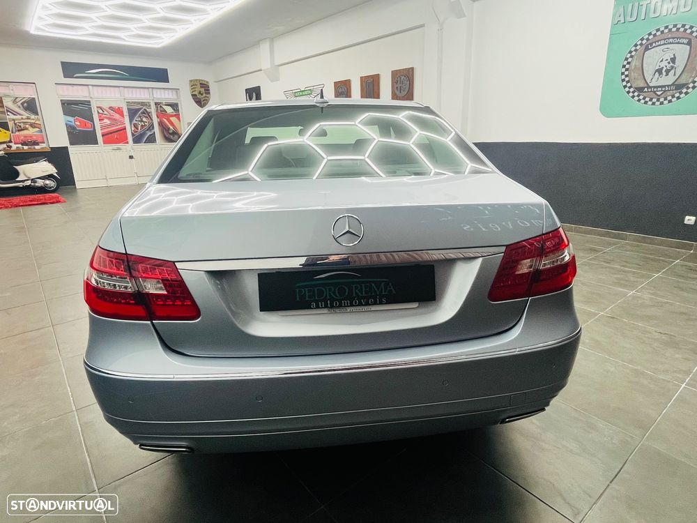 Mercedes-Benz E 300 BLUETEC Hybrid Avantgarde - 15