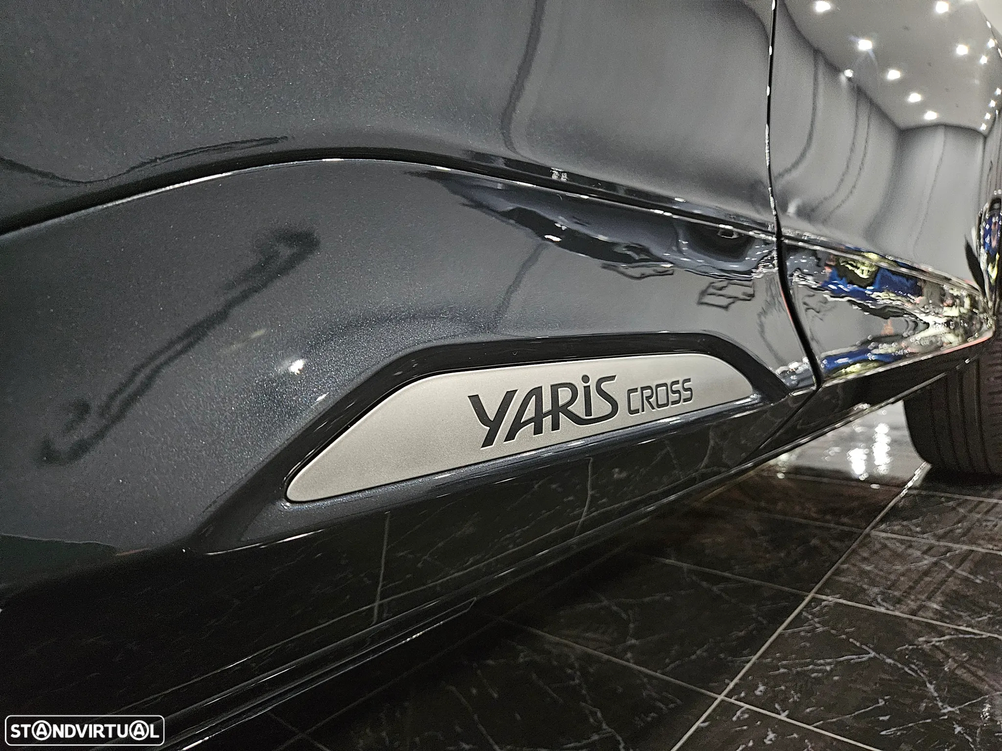 Toyota Yaris Cross 1.5 HDF Luxury - 8