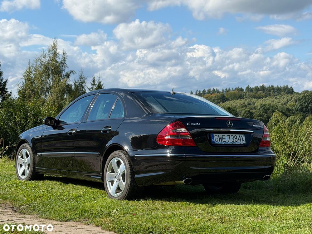 Mercedes-Benz Klasa E - 29