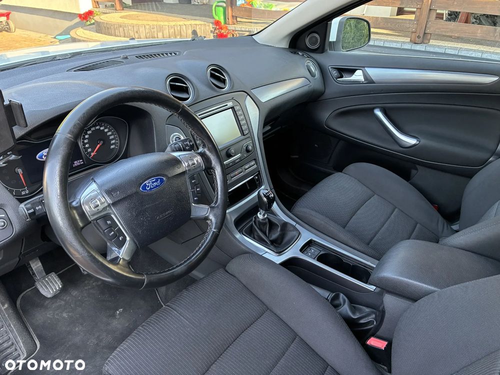 Ford Mondeo 2.0 TDCi Titanium - 16